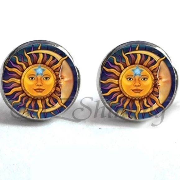 Jewelry - Sun Moon mini earrings
